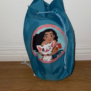 2 piece Moana Slumber Pack Drawstring Backpack with Chara and Hay Hay